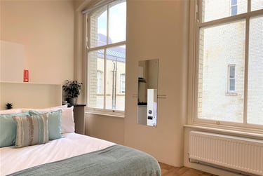 1 bed studio, College Square East, Holylands, Belfast, BT16DJ - Image 4